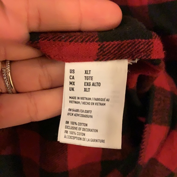 American Eagle Outfitters - Classic Flannel - Picture 5 of 6